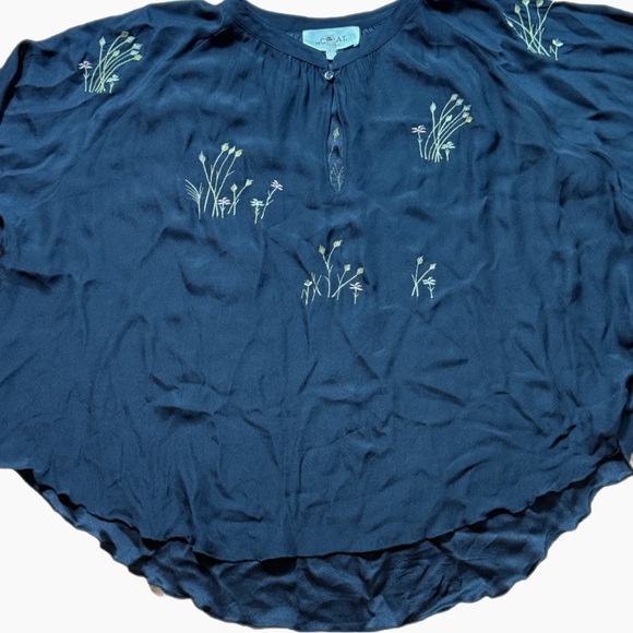 THE GREAT Silk Embroidered Black Floral Boho Peasant Top Size 1 Sm Cottagecore - Picture 8 of 16